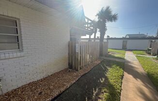 2 beds, 2 baths, $2,200