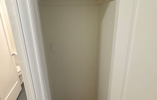 1 bed, 1 bath, 425 sqft, $1,553, Unit 302