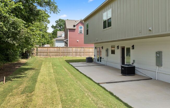 12TH STREET TOWNHOMES OF FAYETTEVILLE LLC