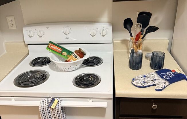 1 bed, 1 bath, 646 sqft, $785, Unit 350A