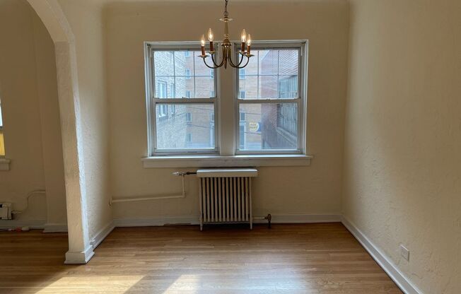 1 bed, 1 bath, 708 sqft, $1,340, Unit King Edward Annex 36