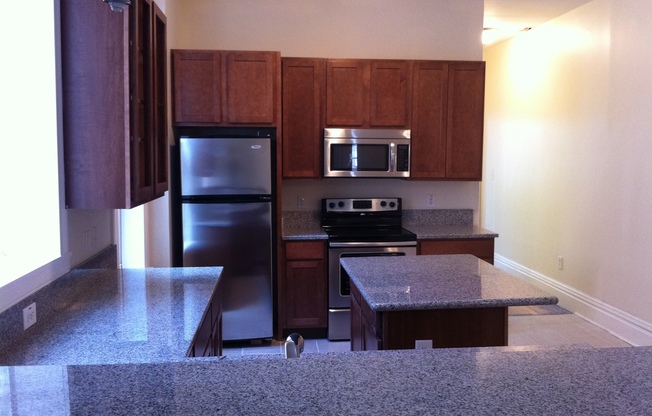 519-521 N. 30th St