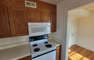 1 bed, 1 bath, $825