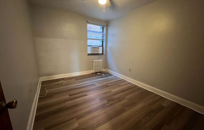 3 beds, 1 bath, 1,000 sqft, $2,217, Unit 6224 Fifth Ave. #116F