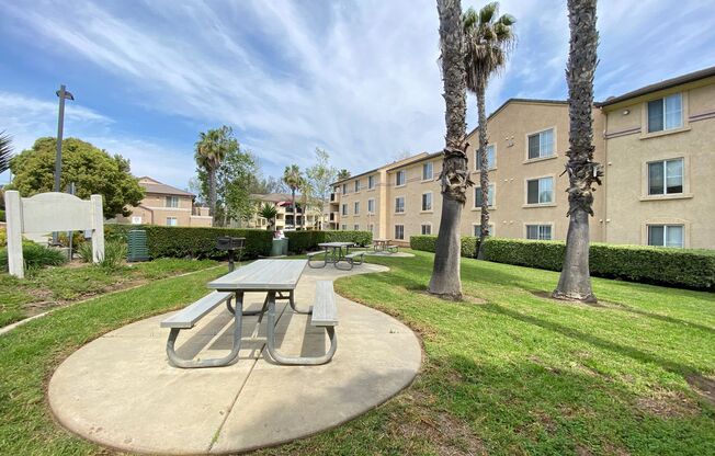 3 beds, 2 baths, 1,000 sqft, $2,963, Unit 30-301