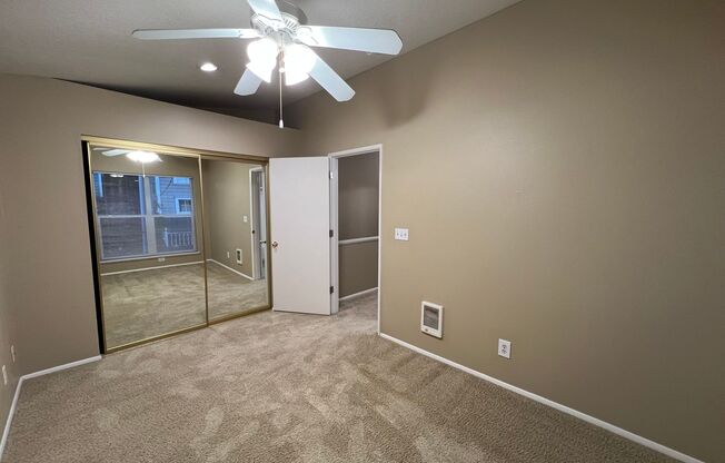 2 beds, 2 baths, 967 sqft, $2,027.49, Unit 2807