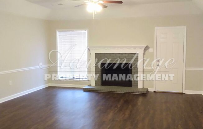 3 beds, 2 baths, $1,525