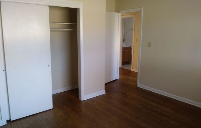 2 Bedroom Duplex Minutes from Downtown Chattanooga