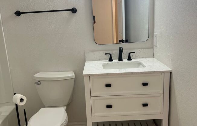 2 beds, 2 baths, $1,700