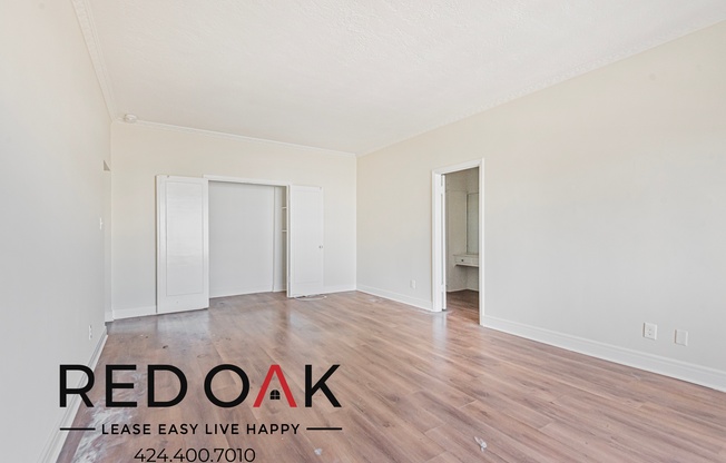 570 1/4 N ROSSMORE AVE