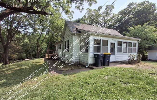 1015 NE RUSSELL RD