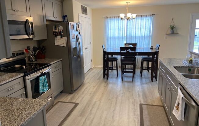 Open and bright, nearly new