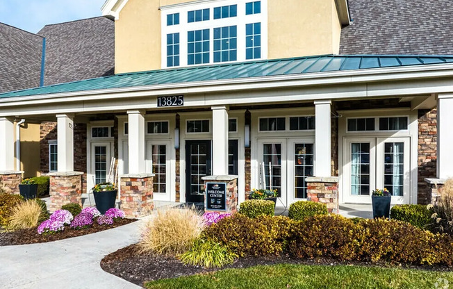 Greenwood Reserve | Lenexa, KS | Exterior