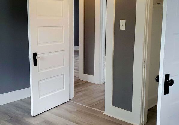 Beautiful 3 bed 1.5 bath and ready for your move in!