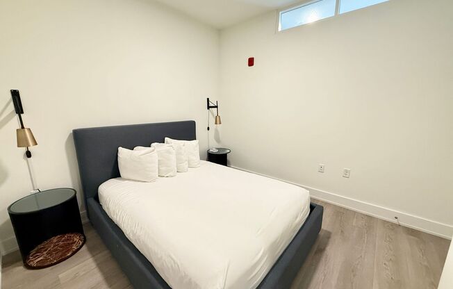 1 bed, 1 bath, 569 sqft, $2,099, Unit 406