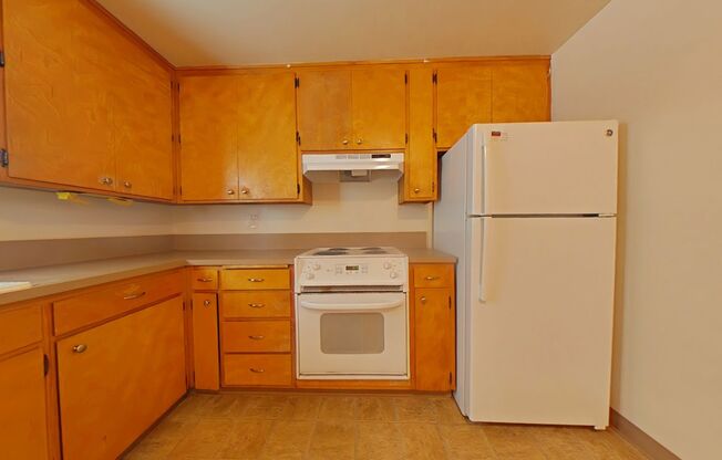 2 Bedroom Apartment ~ Close to Campus
