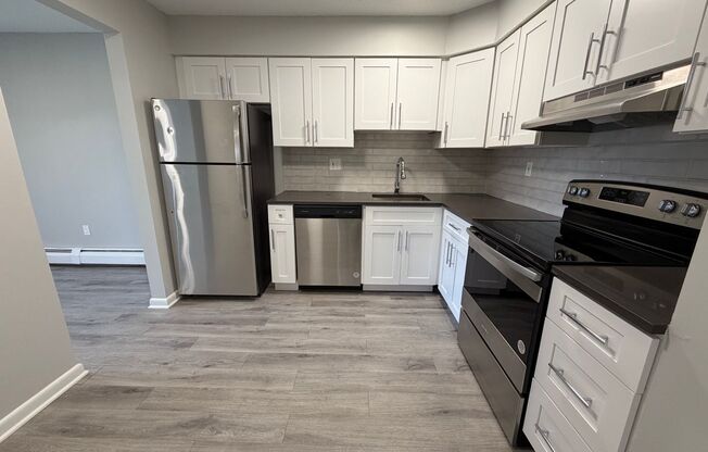 2 beds, 2 baths, 1,150 sqft, $2,250, Unit 75-C1