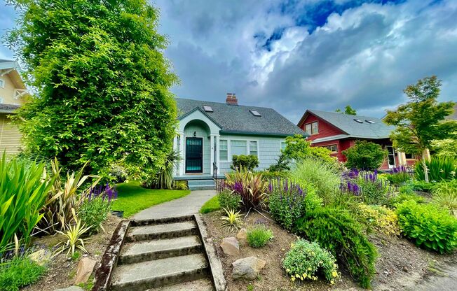 Well Maintained- 3 bed 2 bath Home - Piedmont Neighborhood