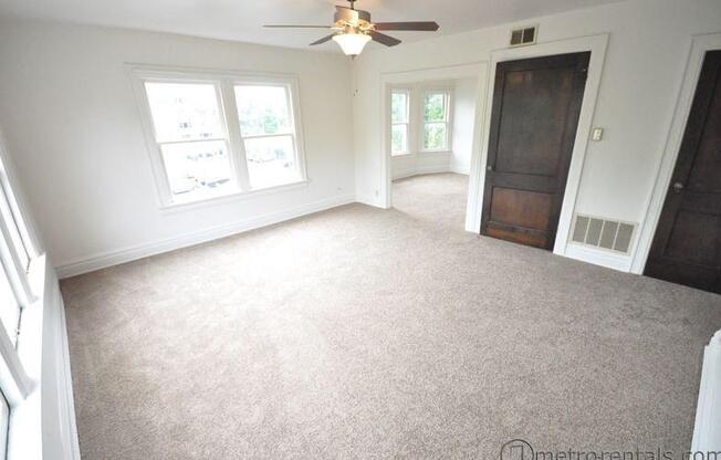 1 bed, 1 bath, 615 sqft, $995, Unit 1560-103