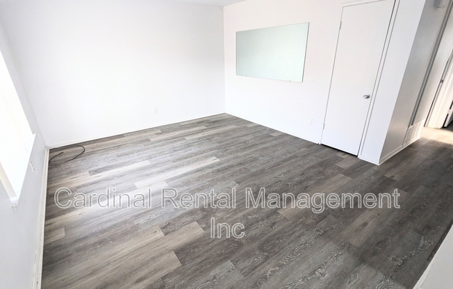 917 CABRILLO DR