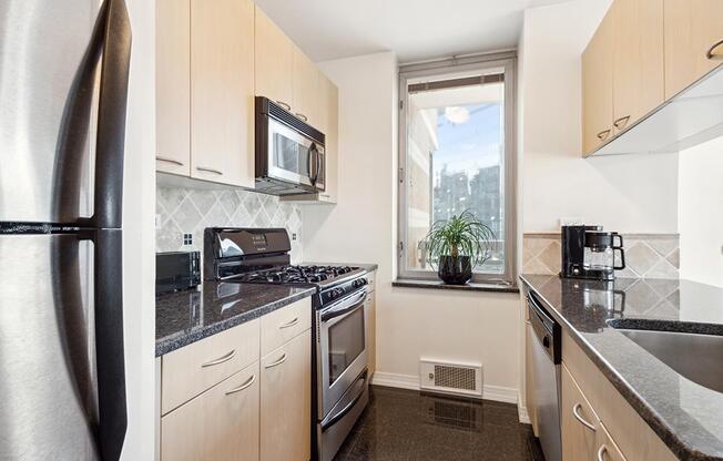 1 bed, 2 baths, 838 sqft, $5,995, Unit 19-B