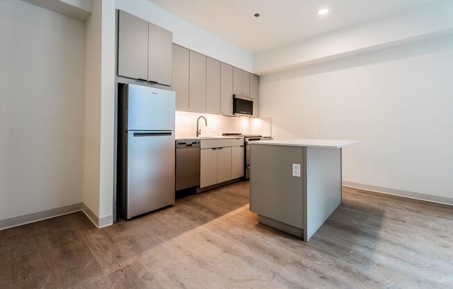 Studio, 1 bath, 484 sqft, $2,465, Unit 227