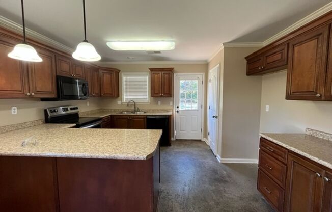 Renovated 4 Bedroom 2.5 Bath Home for Rent!