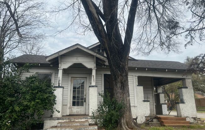 2001 BOSQUE BLVD
