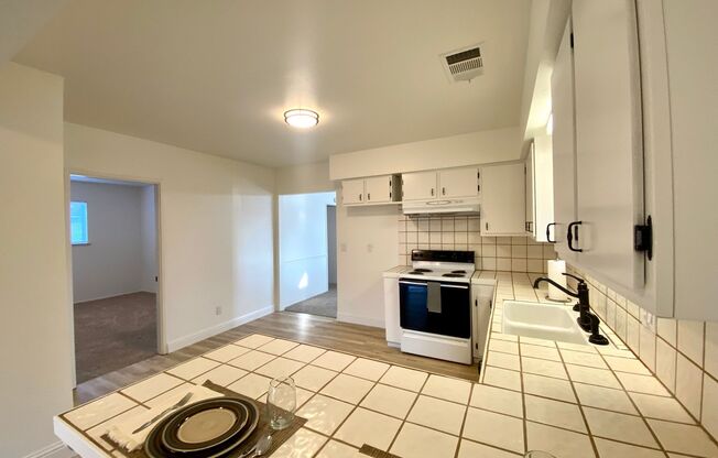 2 beds, 1.5 baths, $1,895