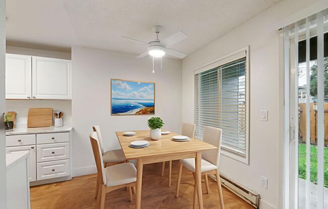 2 beds, 1 bath, 984 sqft, $1,238, Unit 16