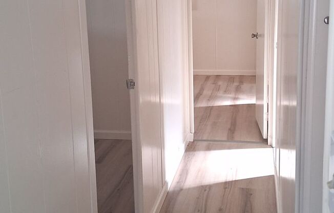 2 beds, 1 bath, 800 sqft, $3,299, Unit 59