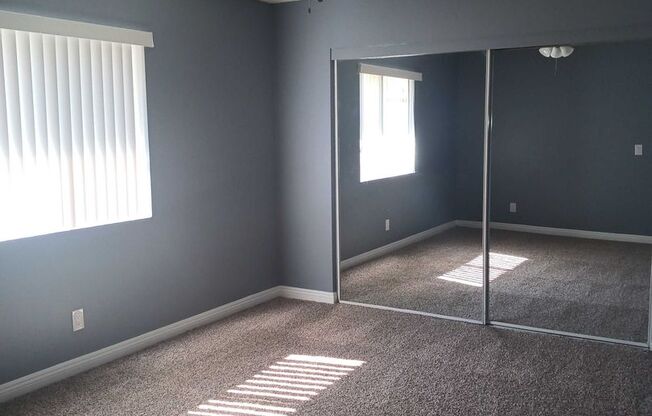 9th Street Apartments