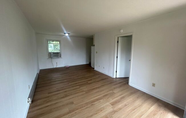 Briskwood Apartments