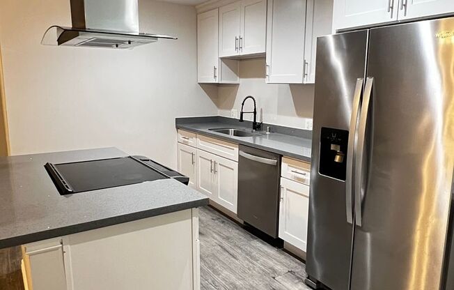 1244 E. 4th Street Apartments