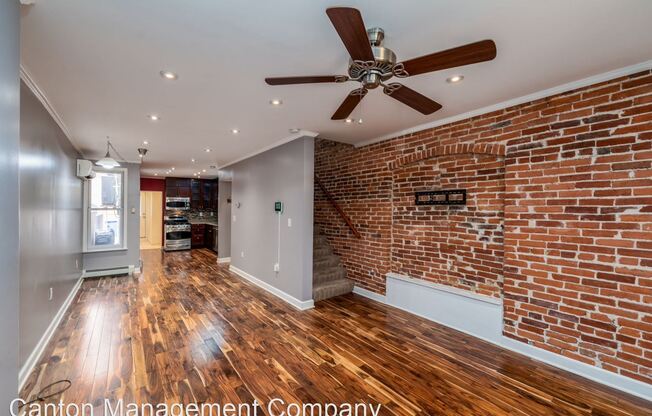 922 S Bouldin St.