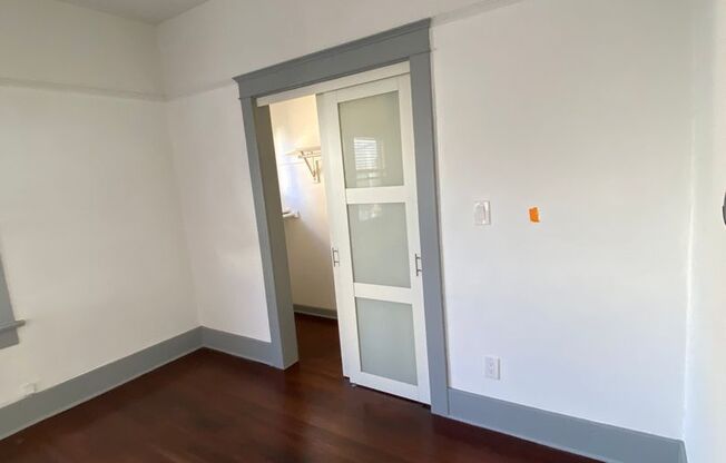 $1795 - 1bd/1ba Spacious Apartment** ALL UTILITIES INCLUDED!!**