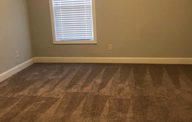 2 beds, 2 baths, 1,074 sqft, $875, Unit 57