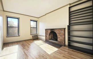 56 W 89 ST