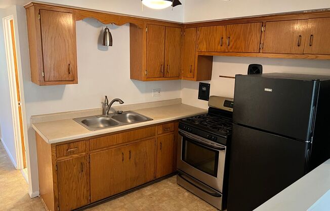 1 bed, 1 bath, 750 sqft, $795, Unit #80