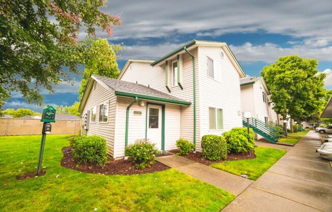 #294 FIELDSTONE APARTMENTS