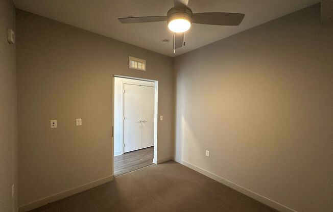 2 beds, 1 bath, 676 sqft, $1,895, Unit 411