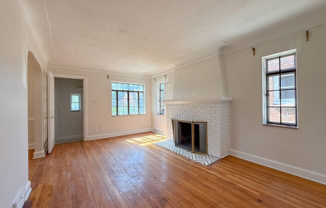 Newly Renovated 3 Bed 1 Bath Westside Home!