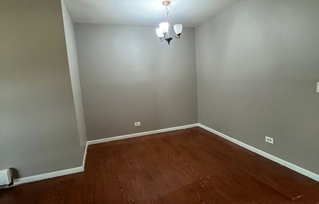 2270 W NICHOLS RD