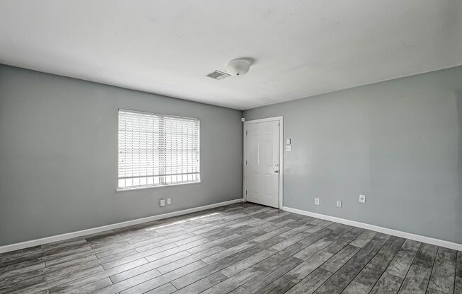 Affordable 3BD/2BA Single-Family Home – Voucher Friendly!