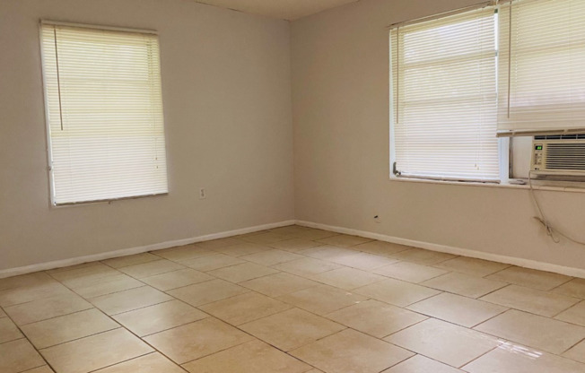 1 bed, 1 bath, $1,450, Unit 6