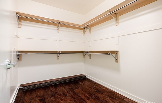 2 beds, 2 baths, 1,320 sqft, $3,850, Unit 1603