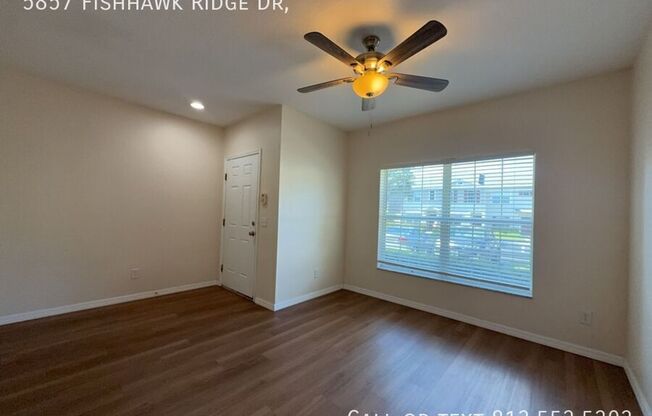 5857 FISHHAWK RDG DR