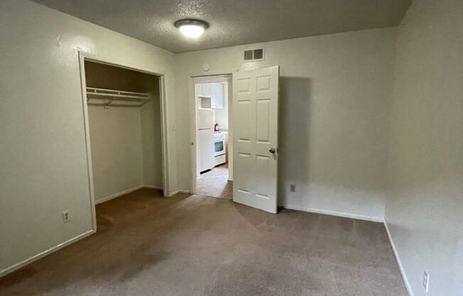 2 beds, 2 baths, $6,000, Unit A