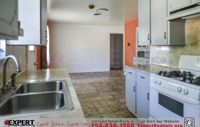 3 beds, 1 bath, $1,250