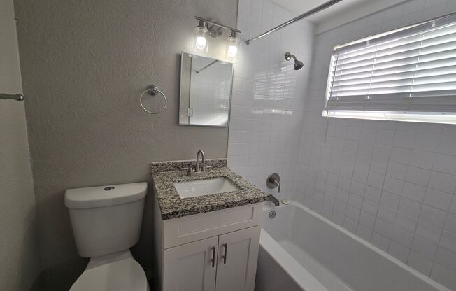 Studio, 1 bath, 267 sqft, $645, Unit #20